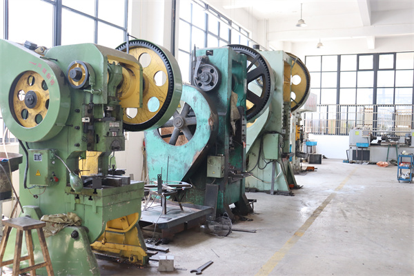 Production workshop (55)